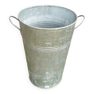 Vase de fleuriste en zinc, n °8