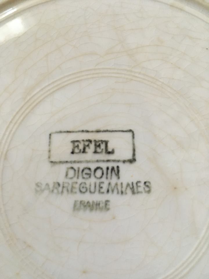 Composition of eight blue plates