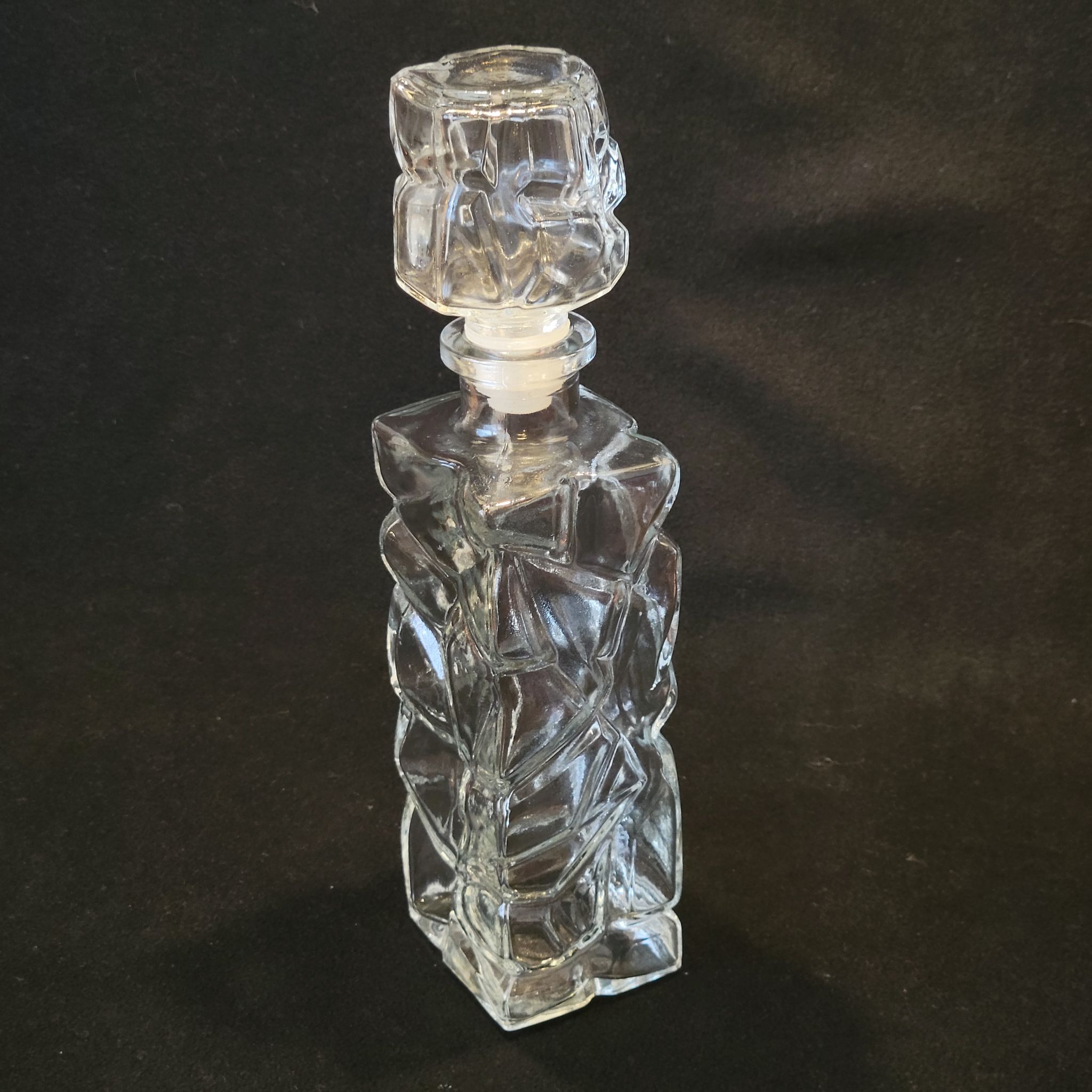 Glass whisky decanter 400 ml