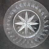 Assiettes anciennes en cristal de Baccarat