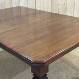 English mahogany table from the 1930s with an extension