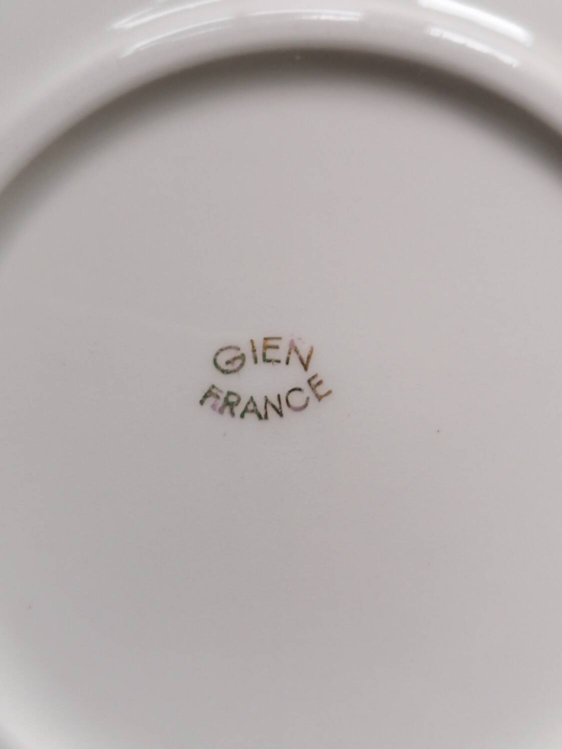 6 Gien cheese plates