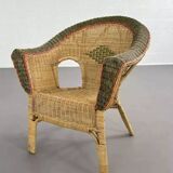 Rattan and wicker cabriolet-style armchair with green and red edging