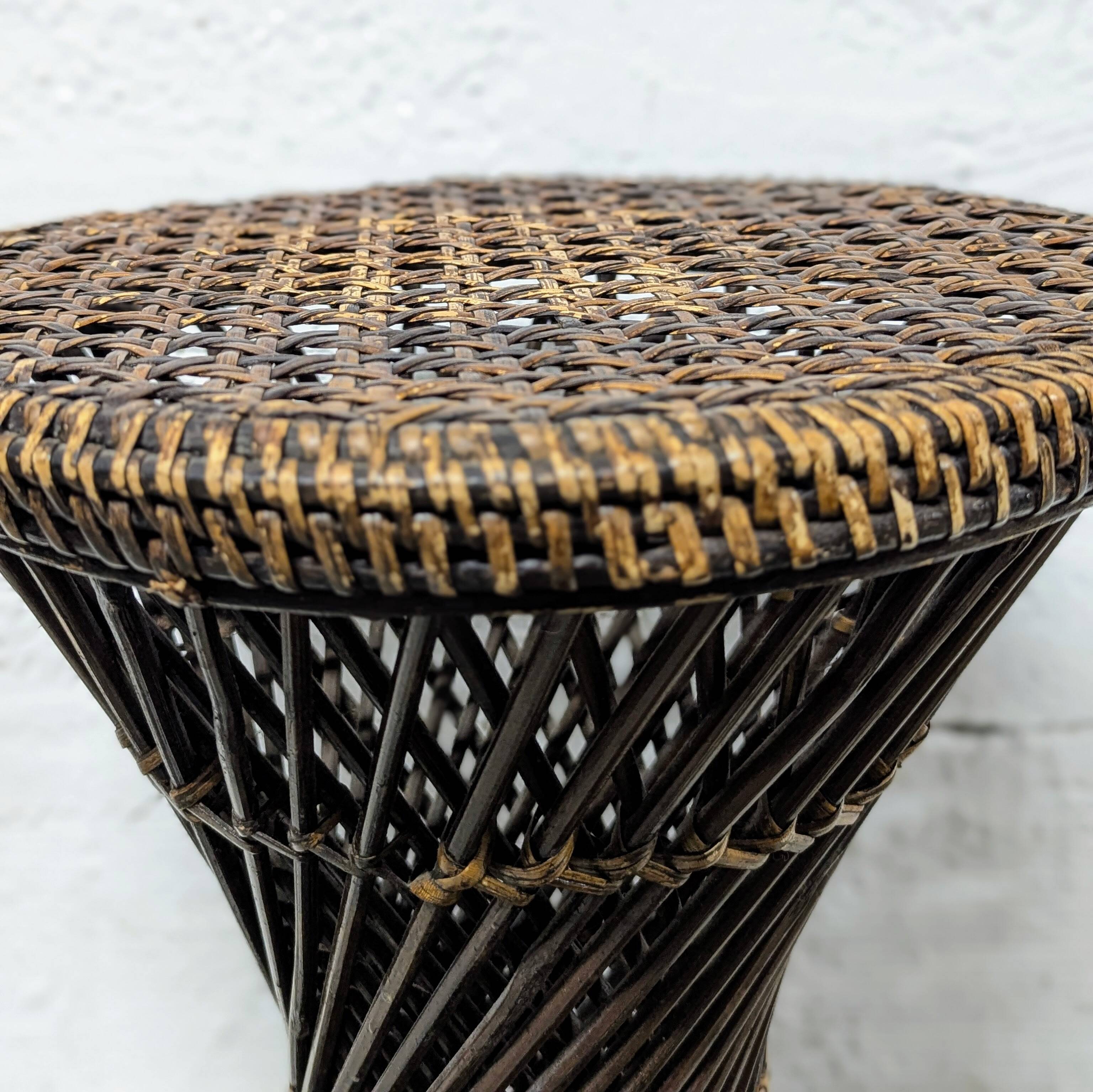 Vintage rattan diabolo stool