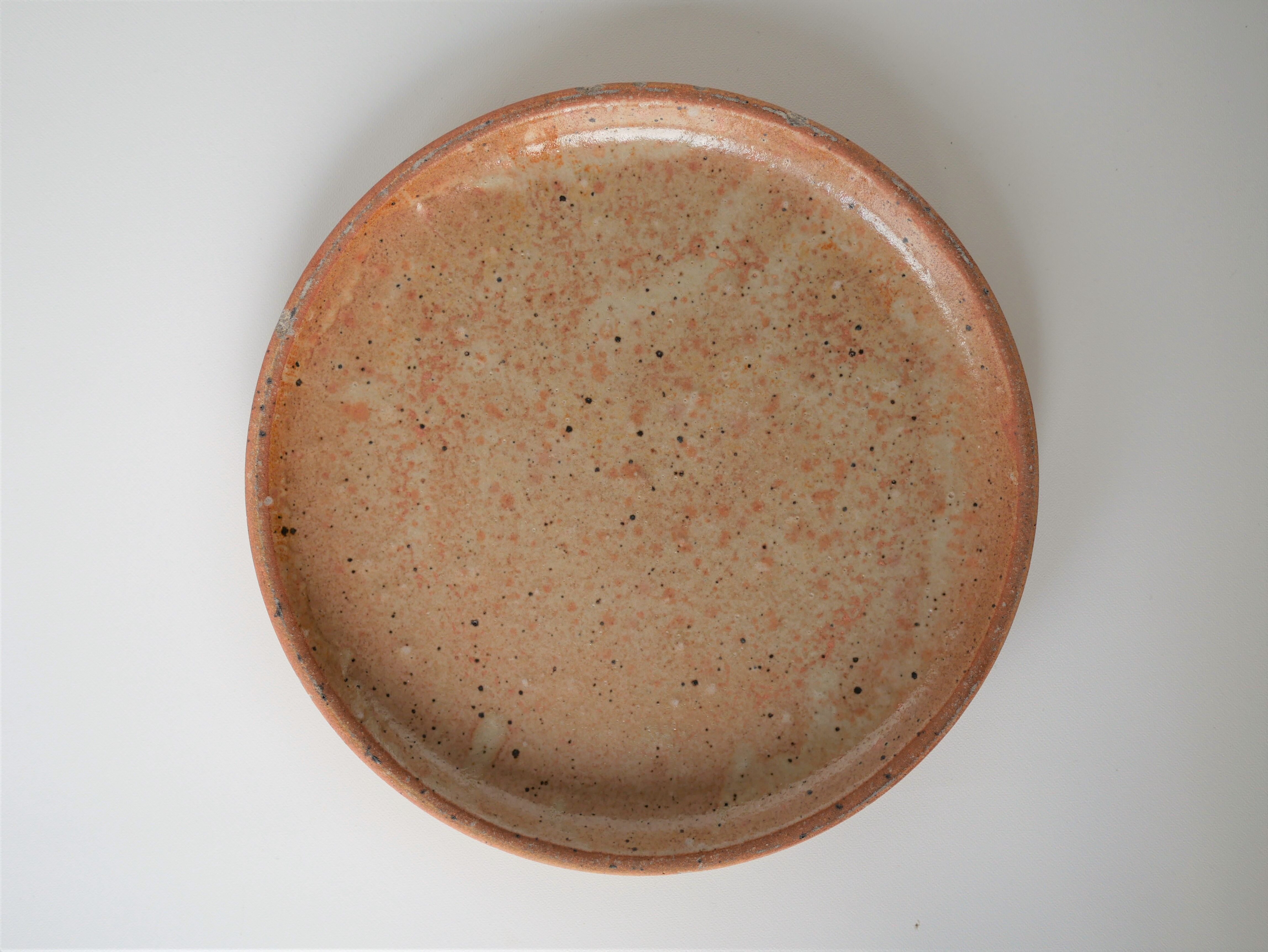 Series of 10 vintage sandstone plates