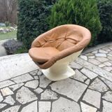 Brown tulip club chair in fibreglass resin and faux leather, France 1970s by Raphaël