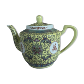 Théière chinoise en porcelaine motif floral