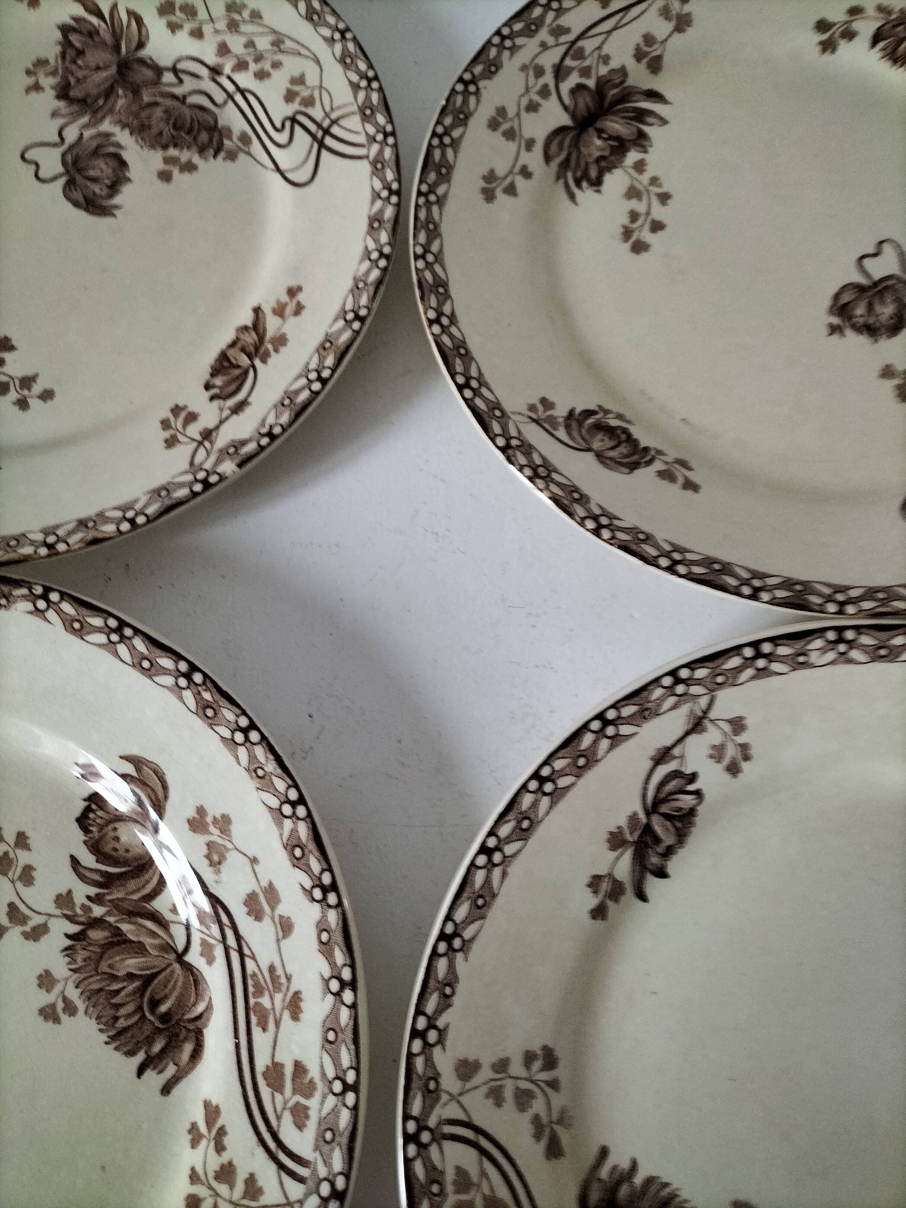 Set of 4 Sarreguemines plates, Royat model, 19th century, early 20th century