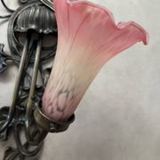 Apply 2 pink tulip Art Nouveau wall lights.
