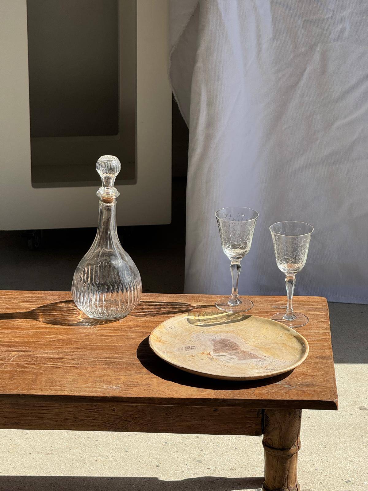 Petrified wood catchall or dish, beige with a brown spot in the centre, D24-27 -377.