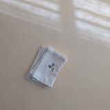 Ensemble de 8 serviettes brodées