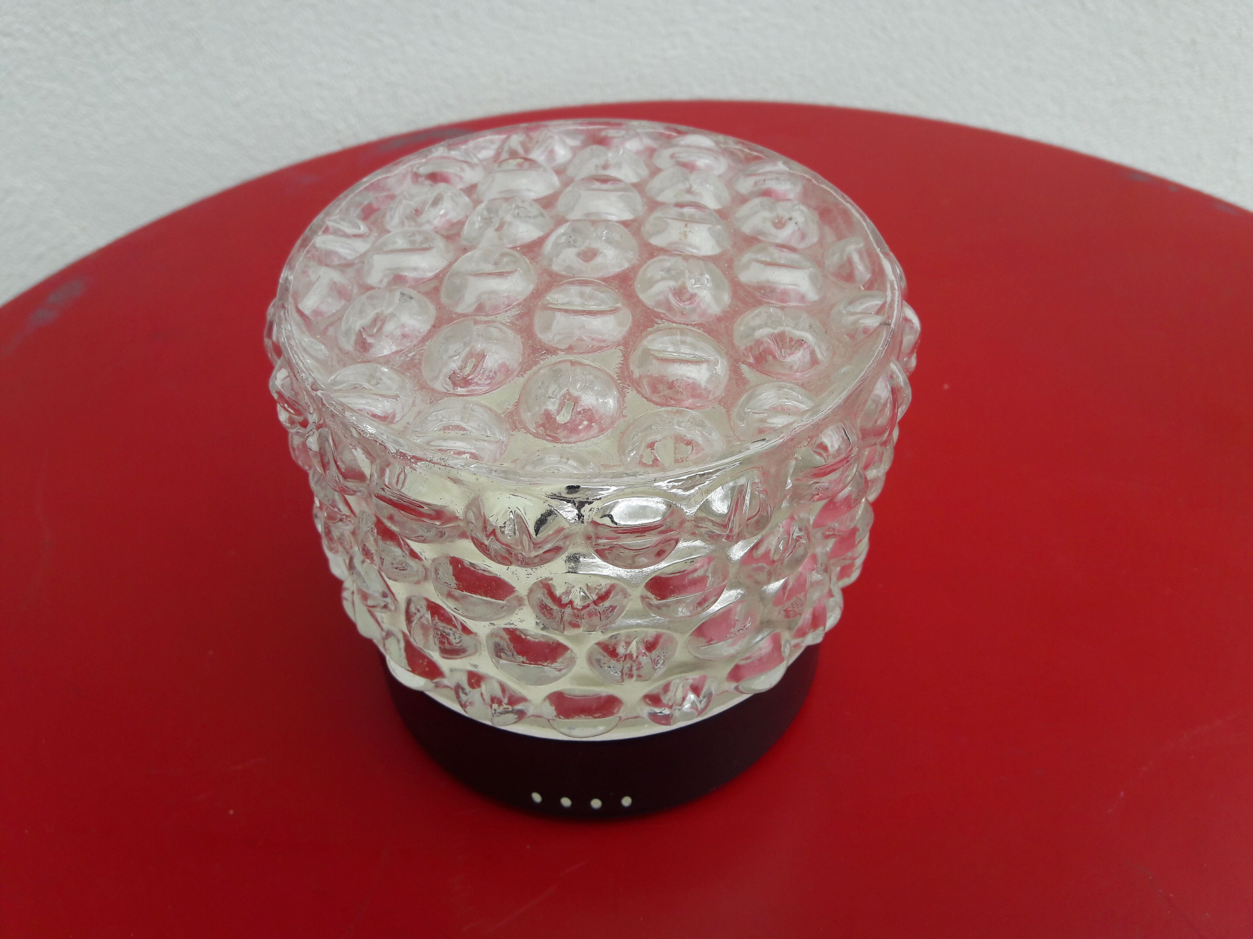 Round ceiling lamp in bubbled glass