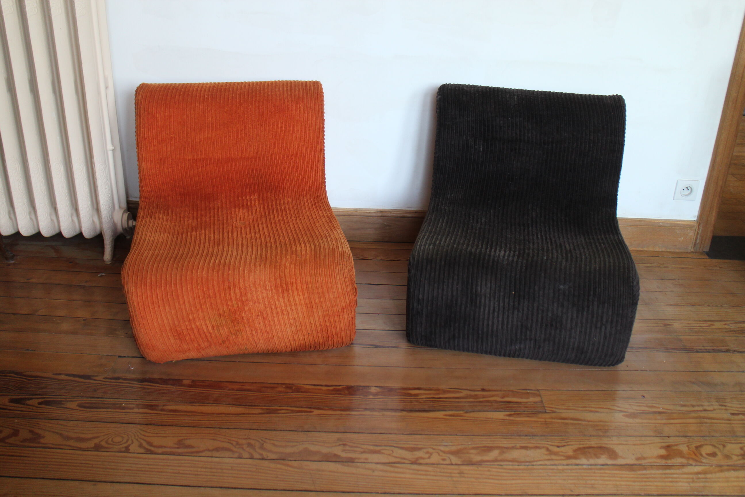 Pair of corduroy drivers 1970