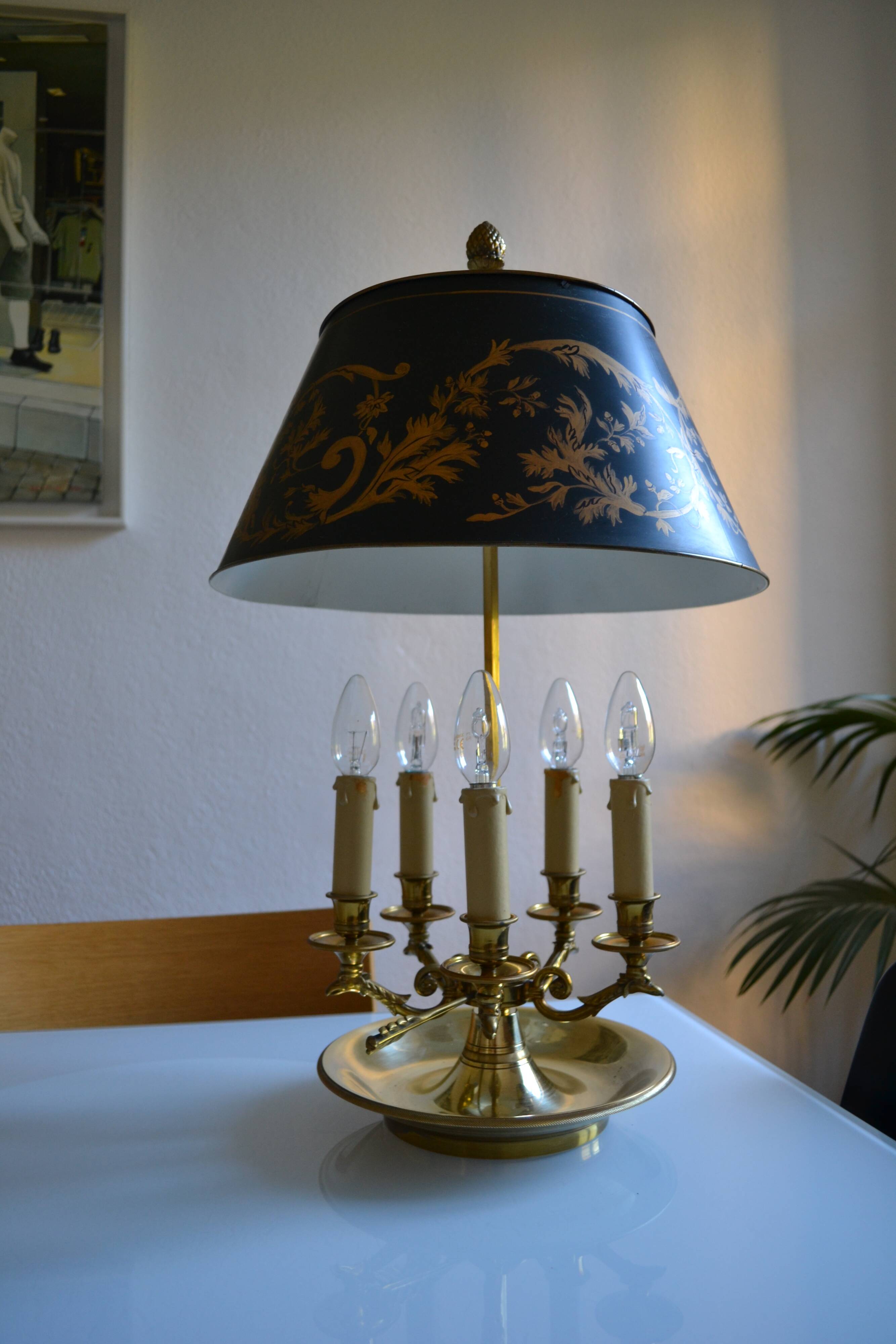 Large hot water bottle lamp with 5 bronze lights, empire style