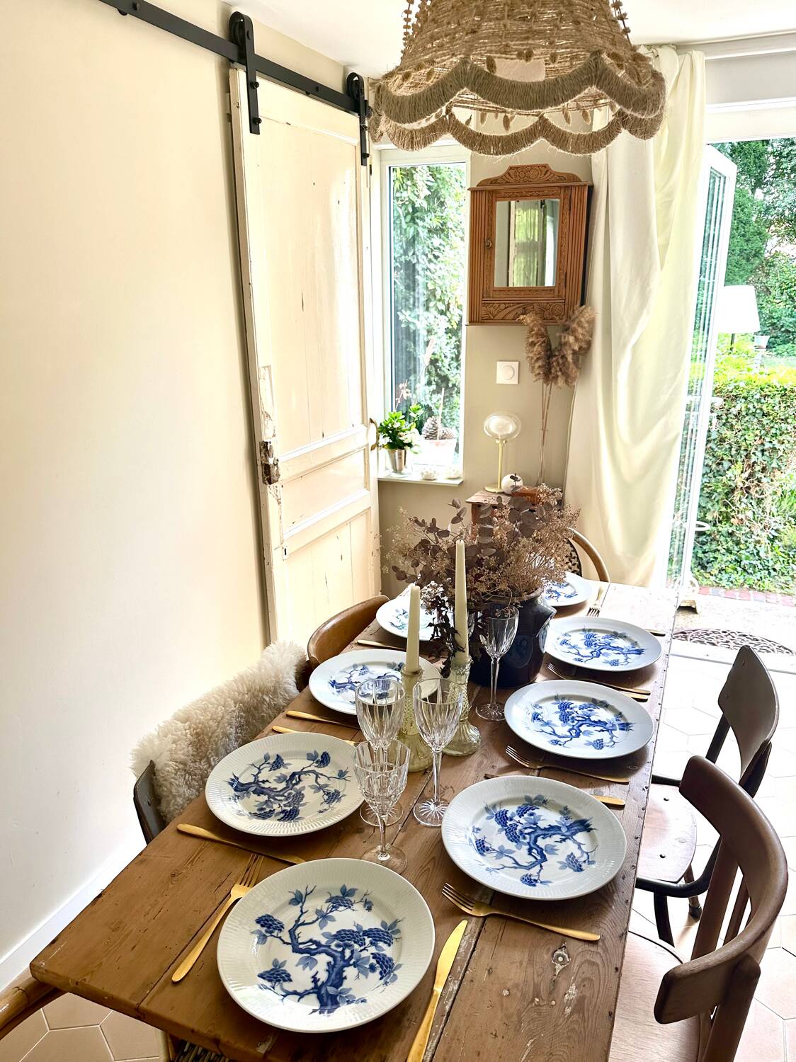 Set of eight German porcelain plates from the 1950s