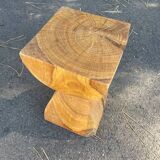 Pair of wooden end tables / stools