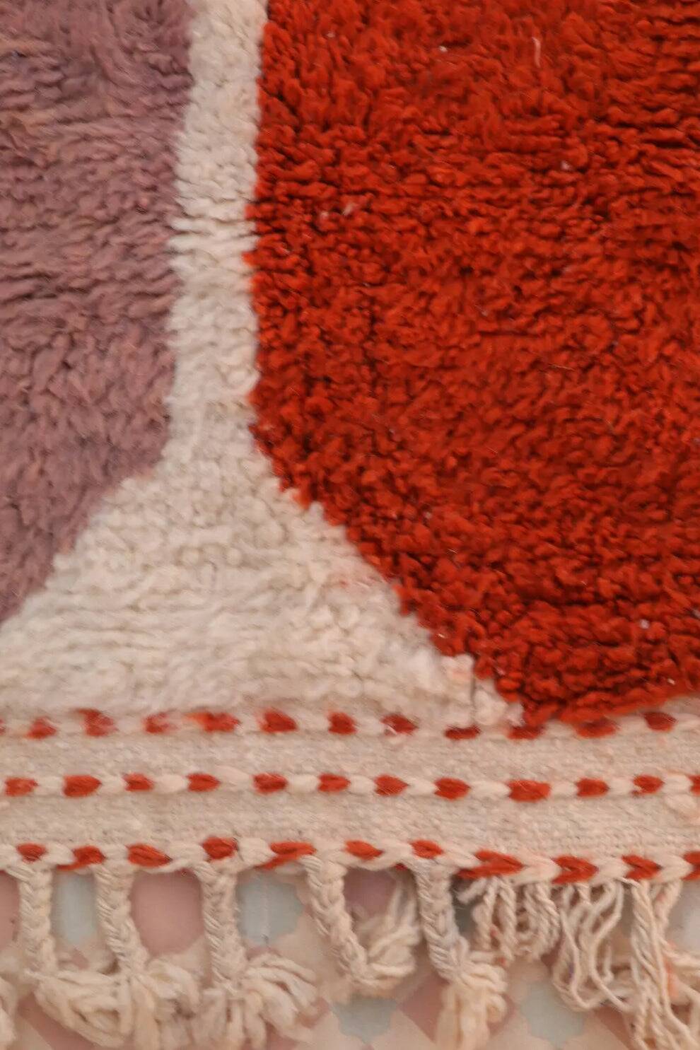 Traditional handmade Berber Beni Ouarin rug size 150 x 250 cm