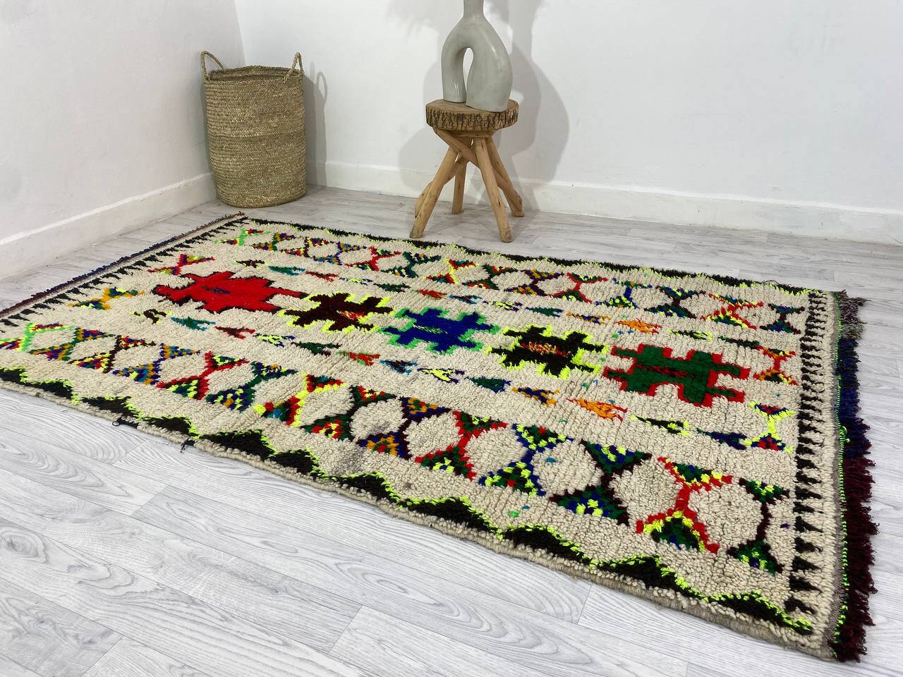 Handmade wool Berber rug 233 X 136 CM