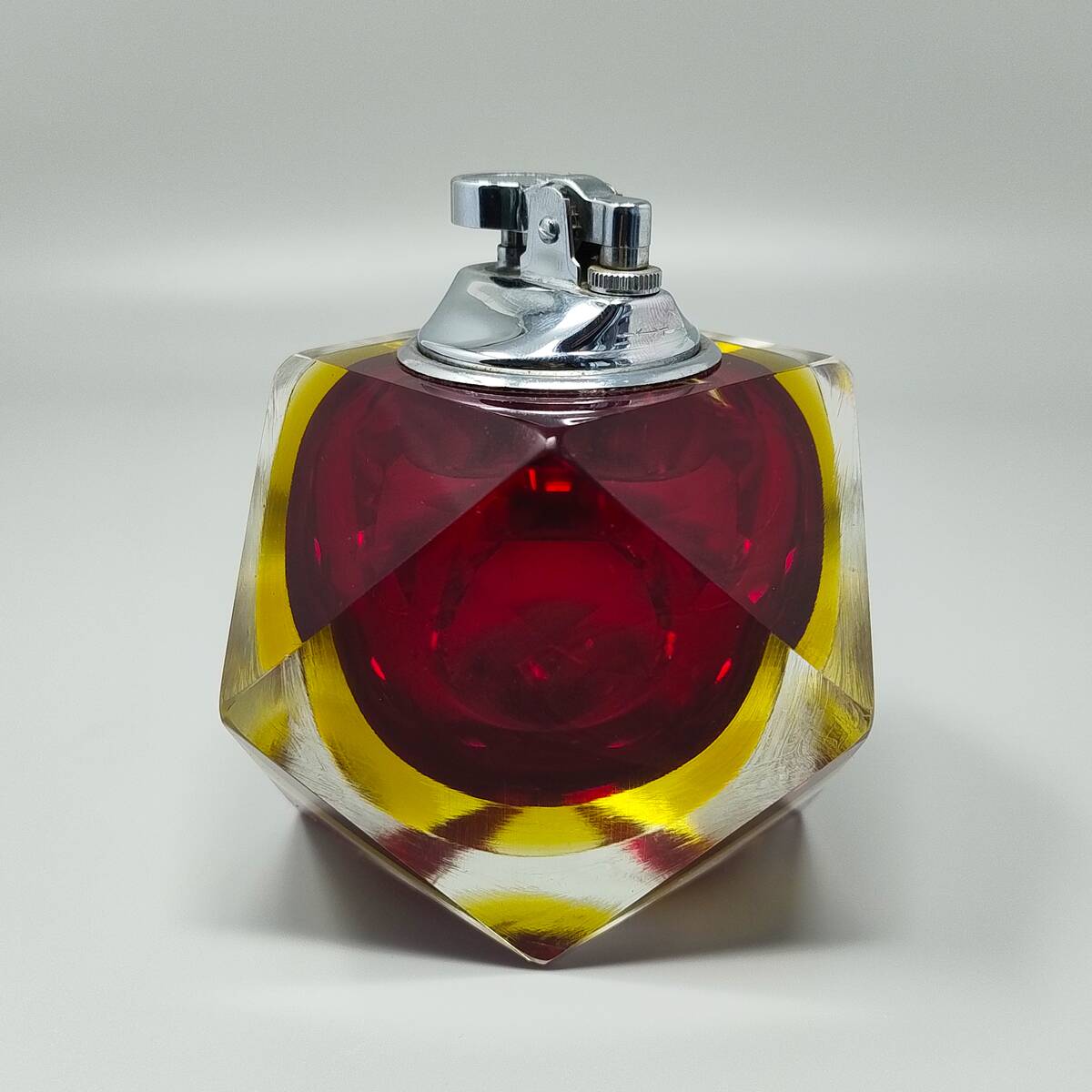 1960s Stunning Table Lighter in Murano Sommerso Glass By Flavio Poli for Se