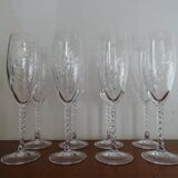 8 crystal champagne flutes from Arques Fleury epi twisted feet