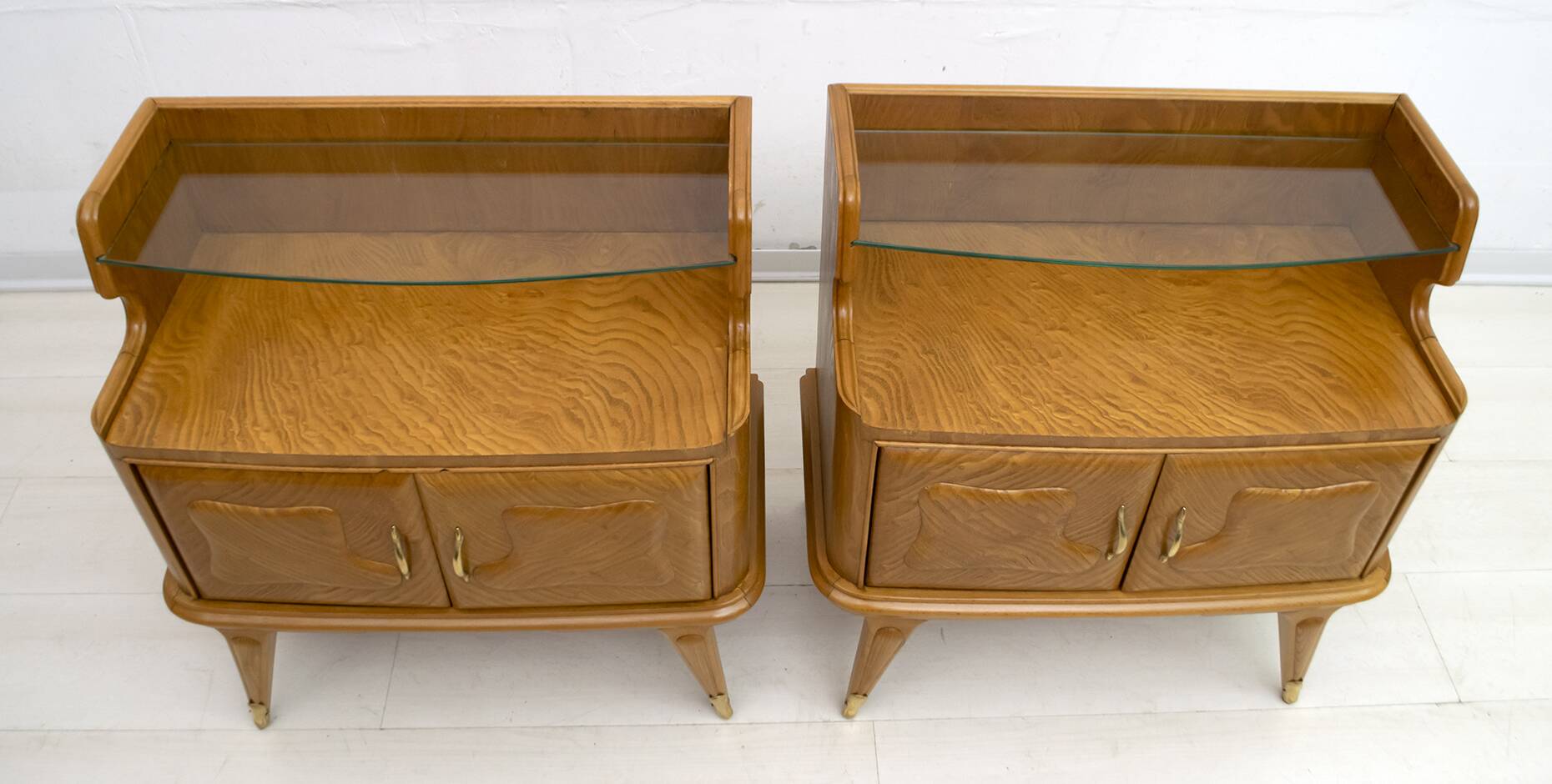 Pair of Mid-Century Modern Italian Ashwood Nightstands, 1950s