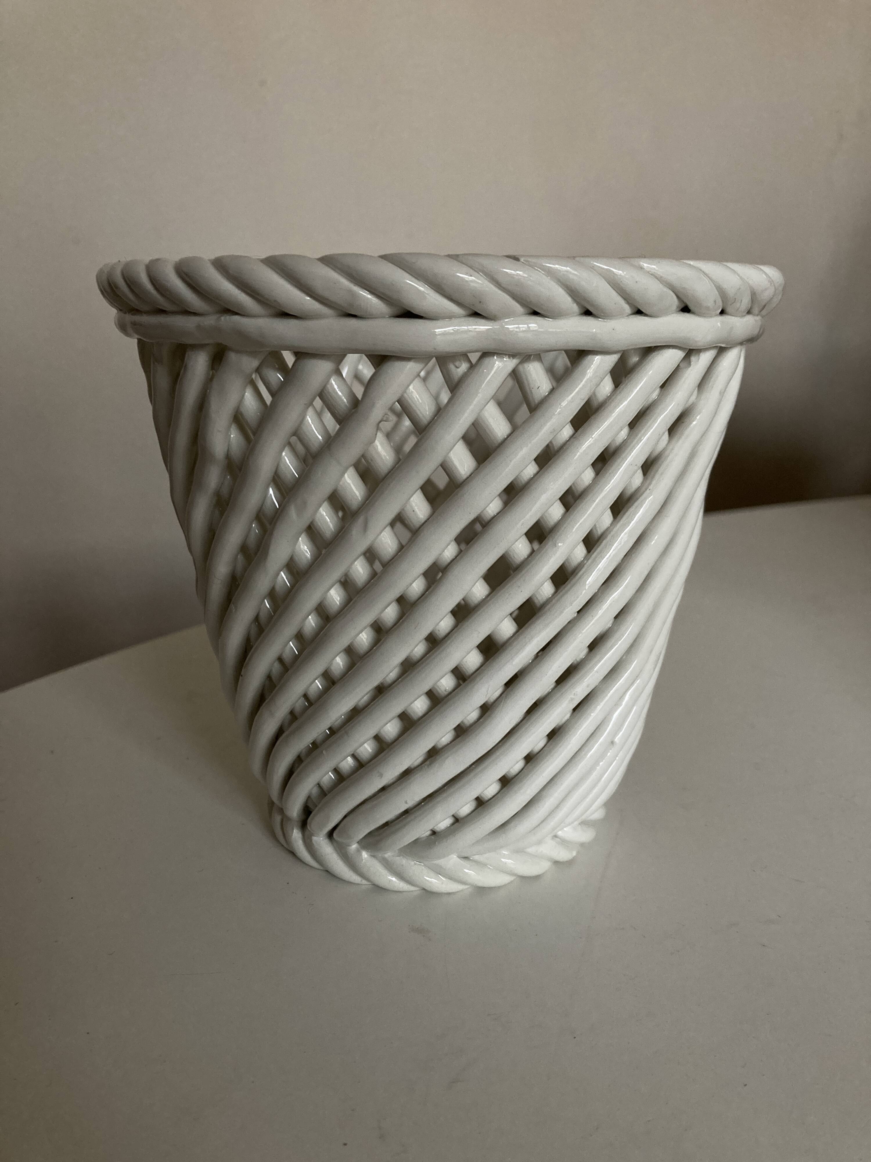 Cache pot XXL céramique tressée de Bassano 1960 numéroté travail italien