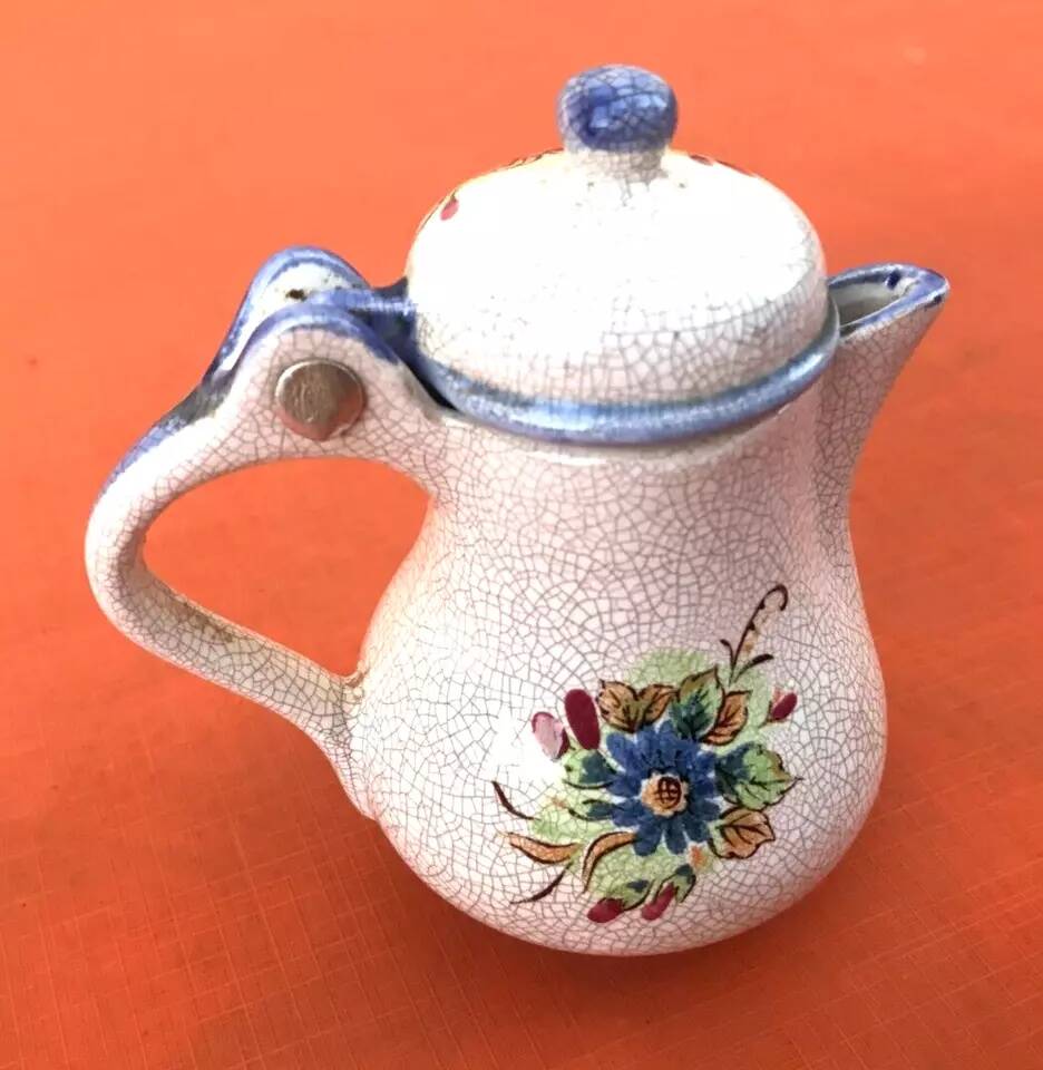 Japanese Ceramic Teapot Pourer