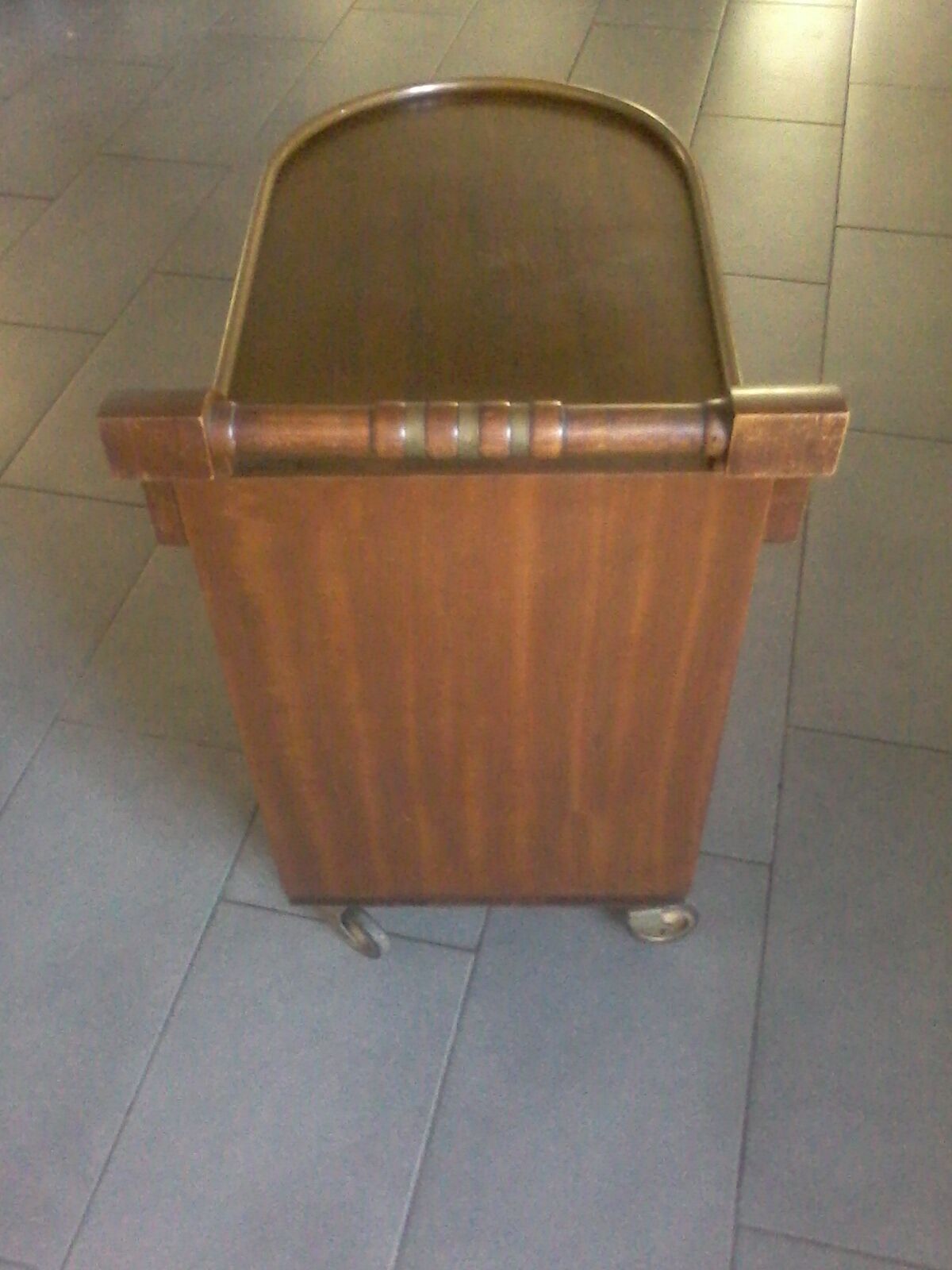 Rolling bar