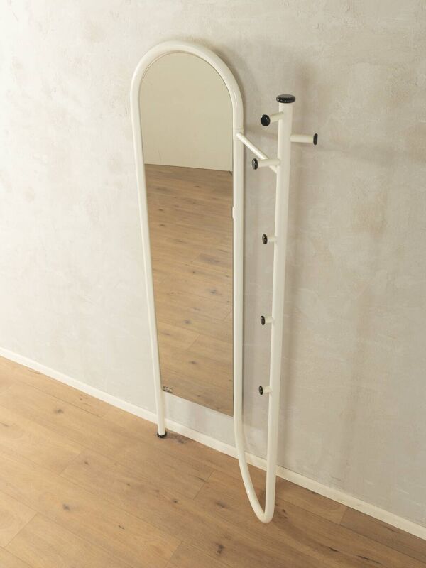 Porte-manteau postmoderne par Schönbuch, années 1970, métal laqué blanc avec miroir.