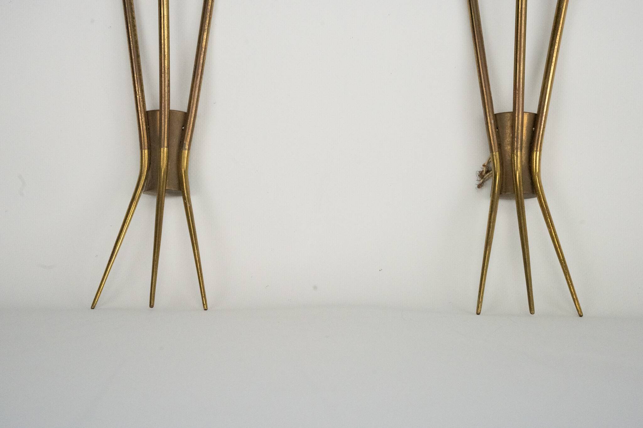 Mid-Century pair of large brass sconces attributable to Stilnovo. Italy 195