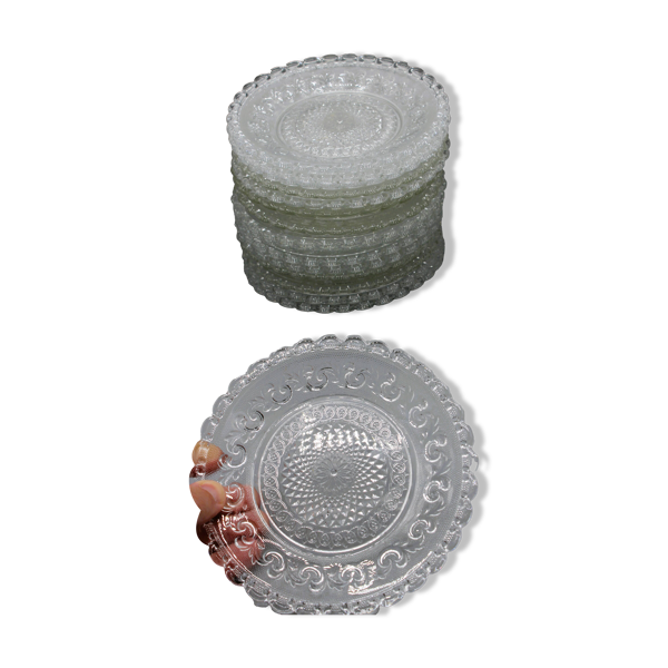 Lot 16 anciennes a dessert en cristal moule baccarat 19 xix eme