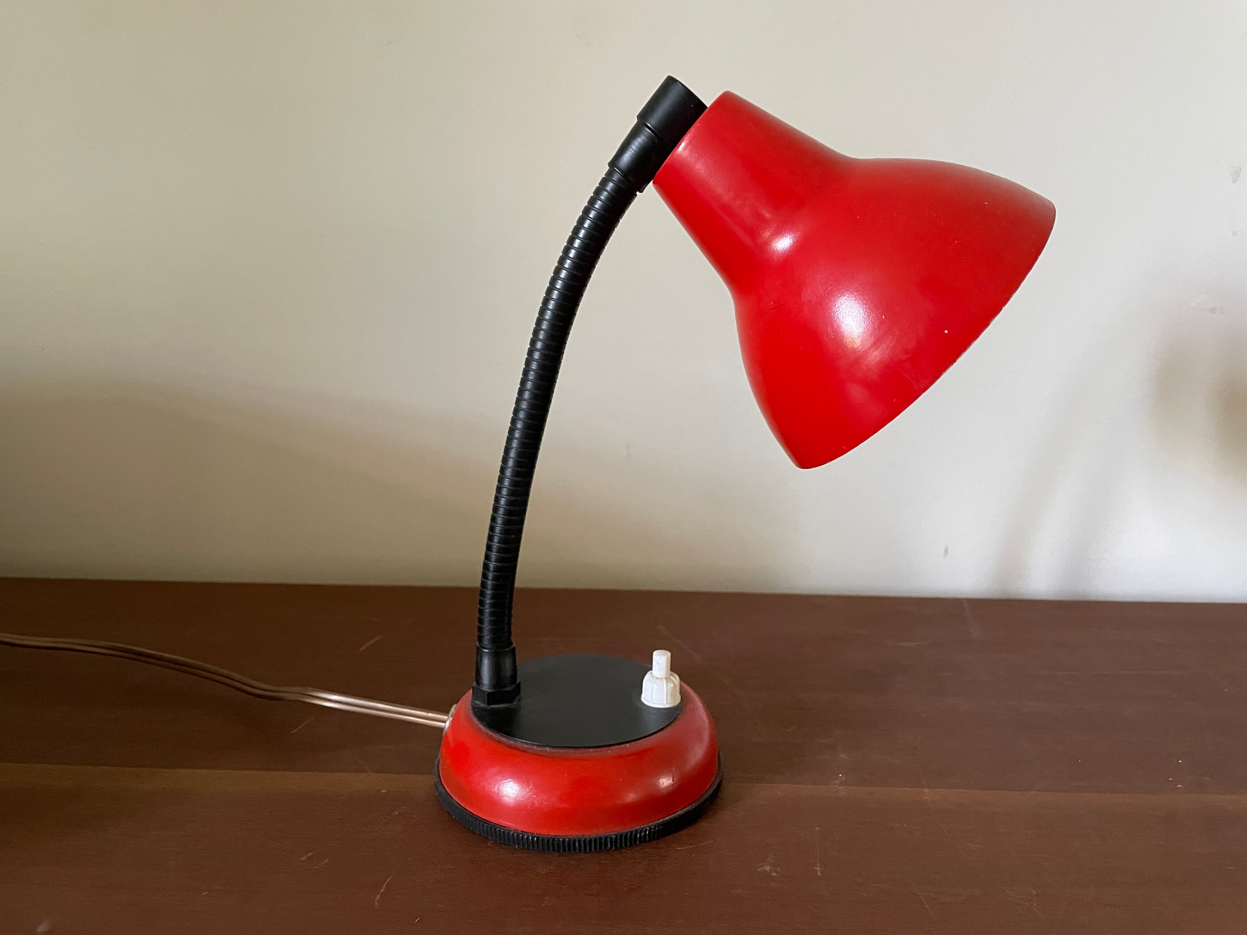 Red lamp