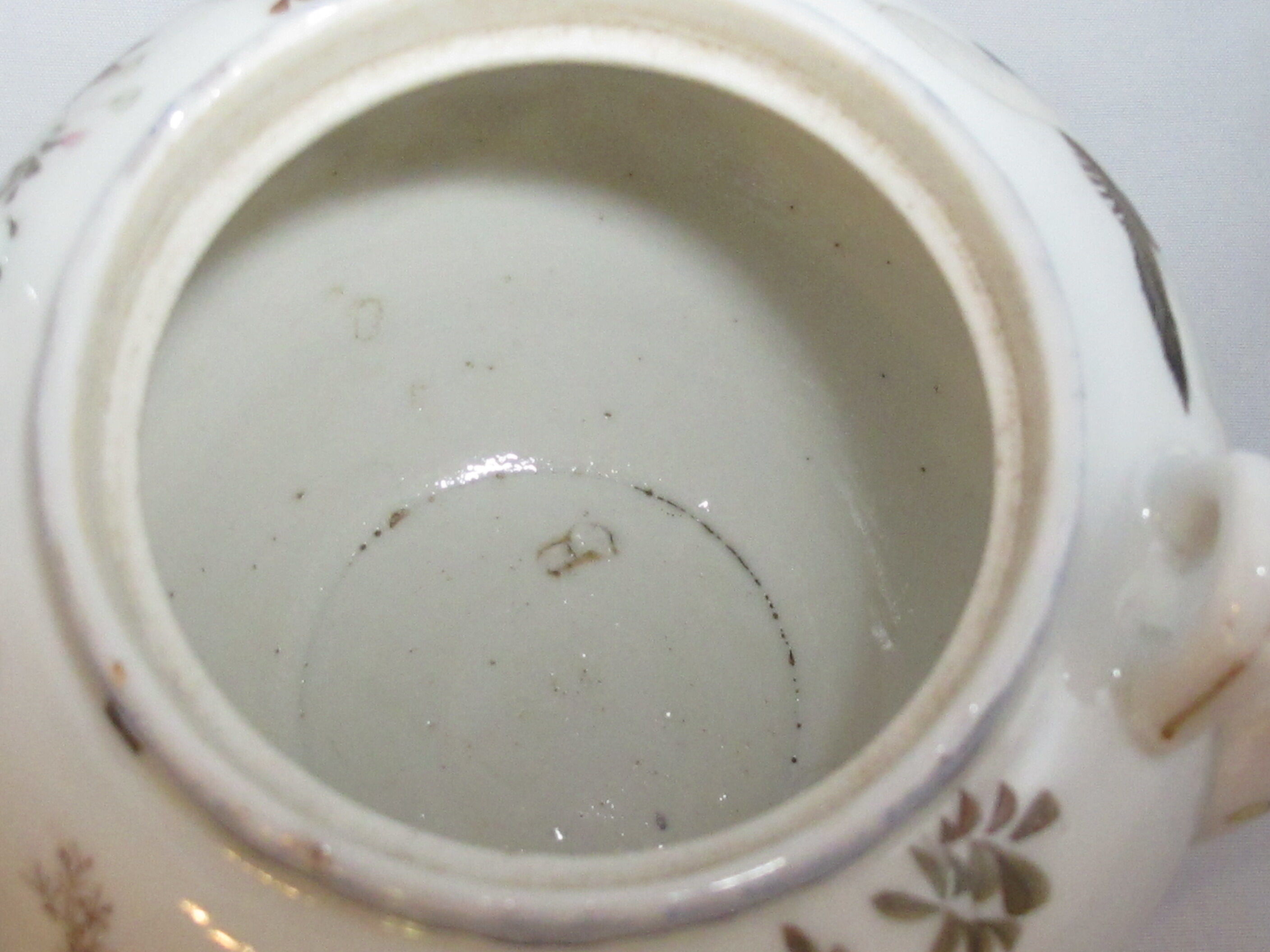 Former Asian Japanese teapot