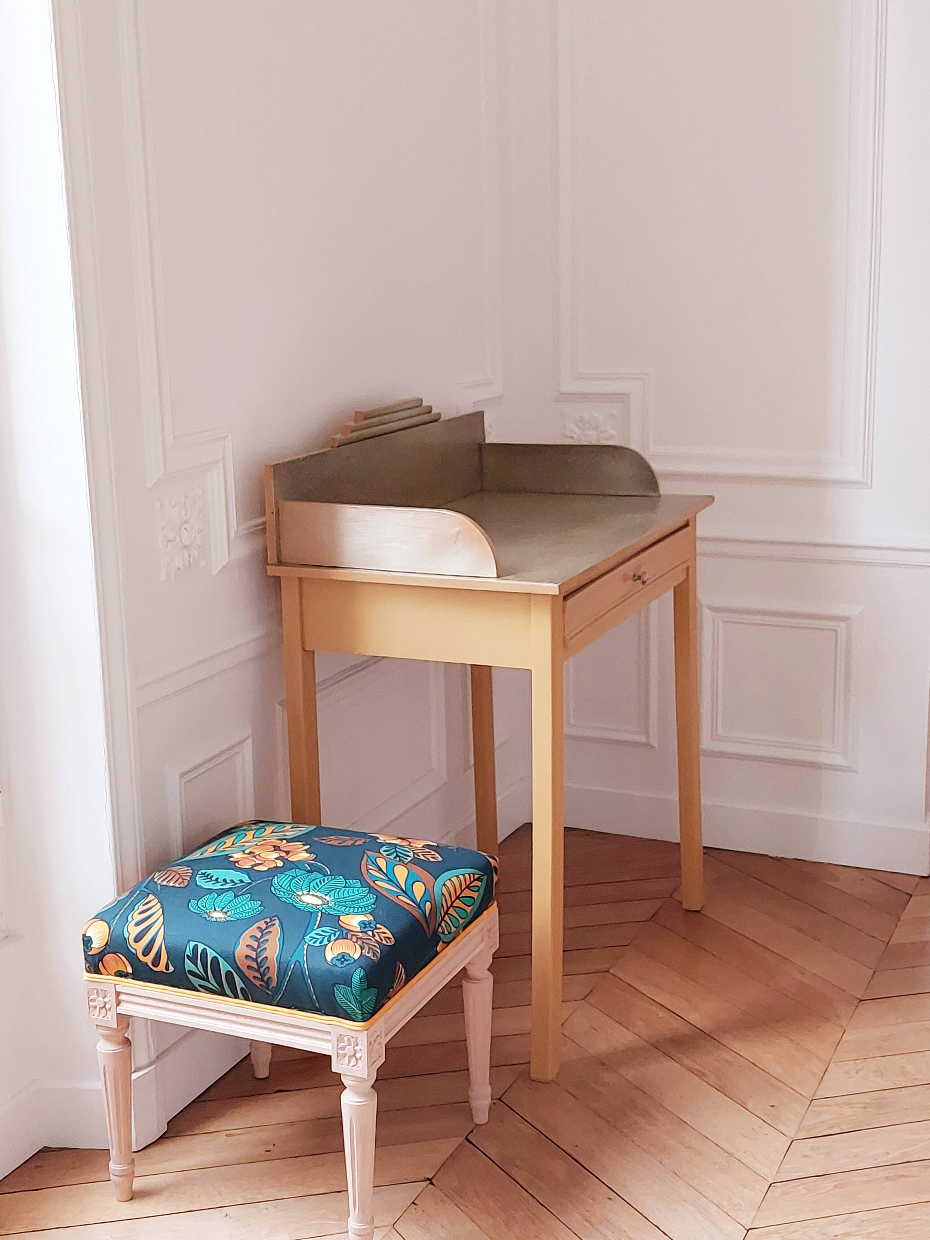 Petit bureau rénové Art Déco