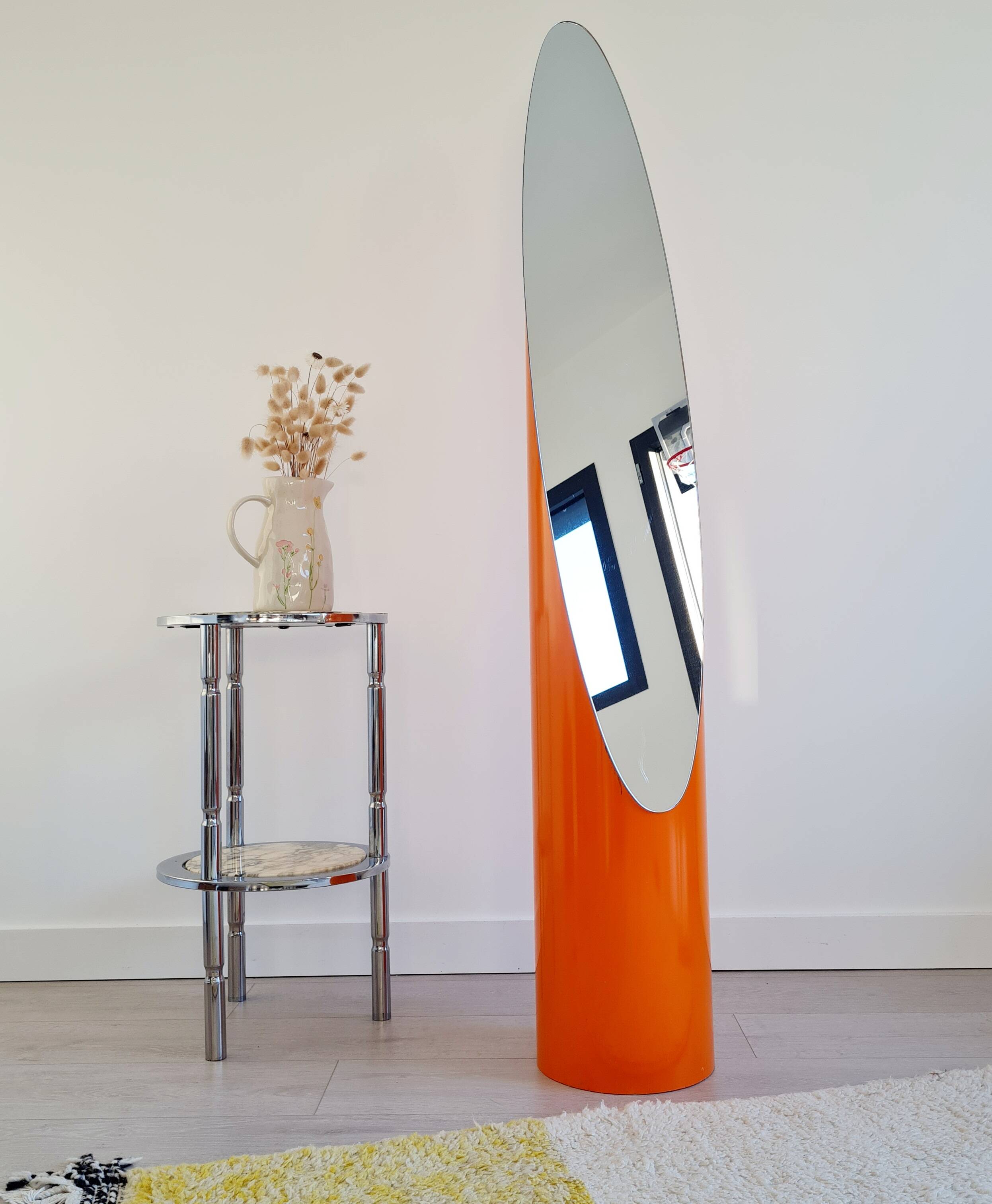 Orange psyche Lipstick Mirror - H 154
