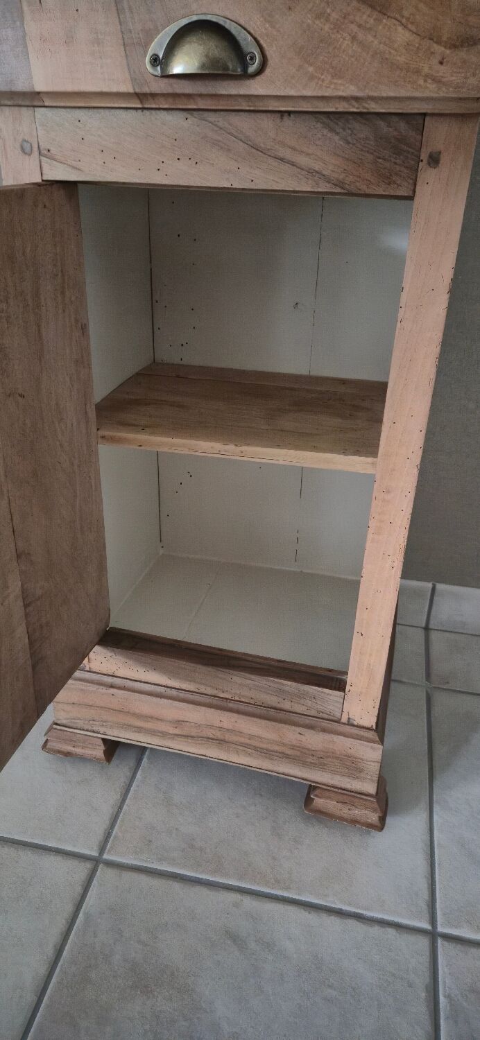 Small solid wood jam jar holder