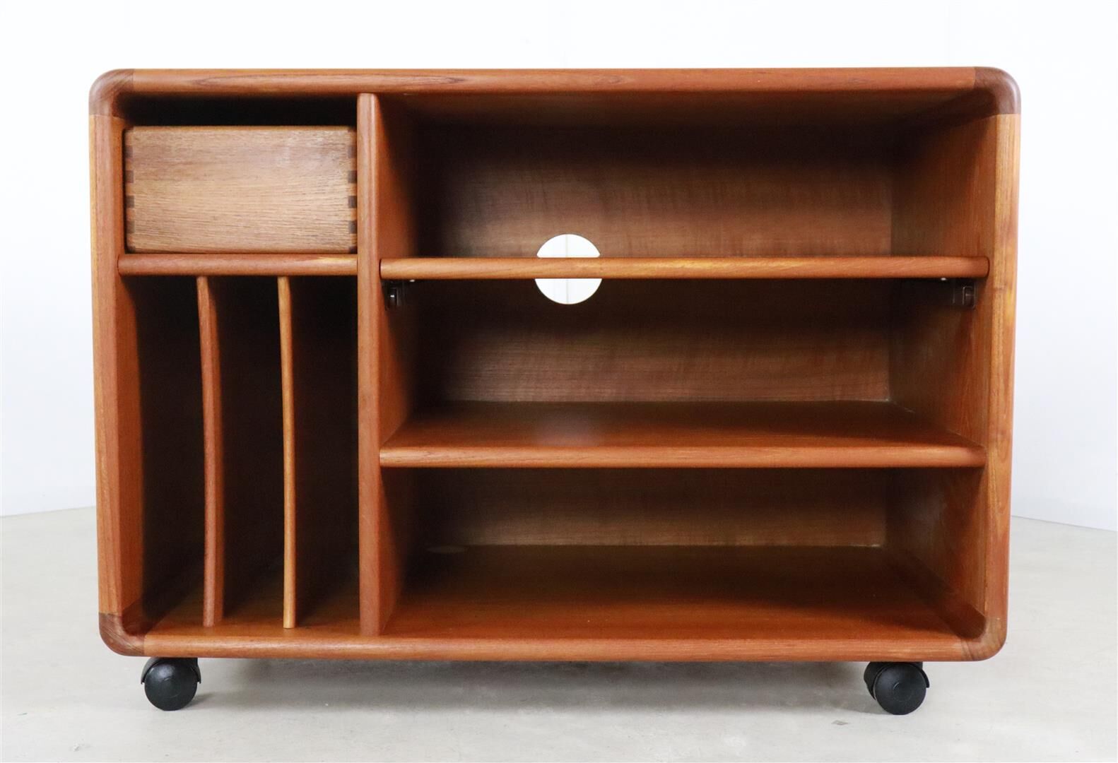 Mobilier audio design danois 'Kragelund'