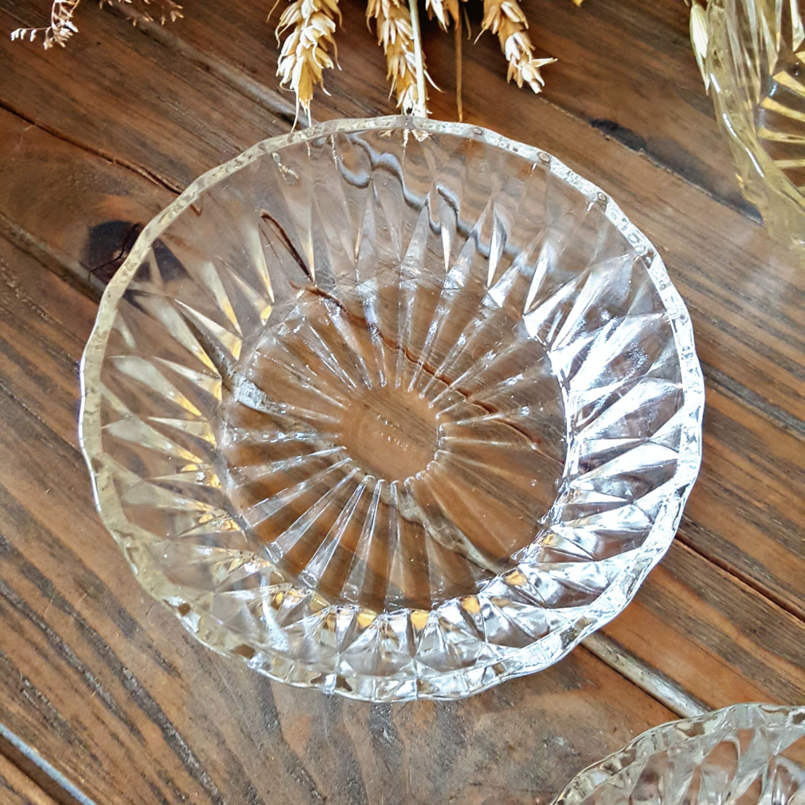 4 coupelles en verre ciselé made in France