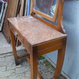 Art deco hairdresser