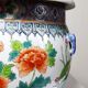 Large covered vase in Chinese porcelain, floral famille rose decoration.