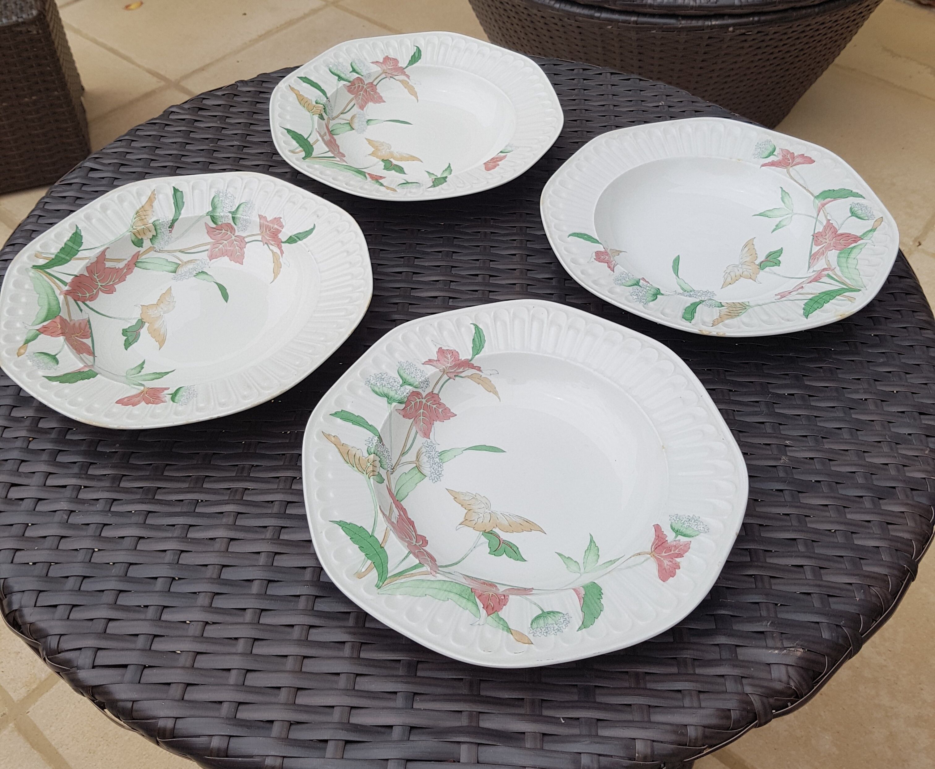 Set of 4 porcelain soup plates from Pontesa 70s