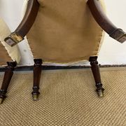 Paire de fauteuils crapauds sans accoudoirs