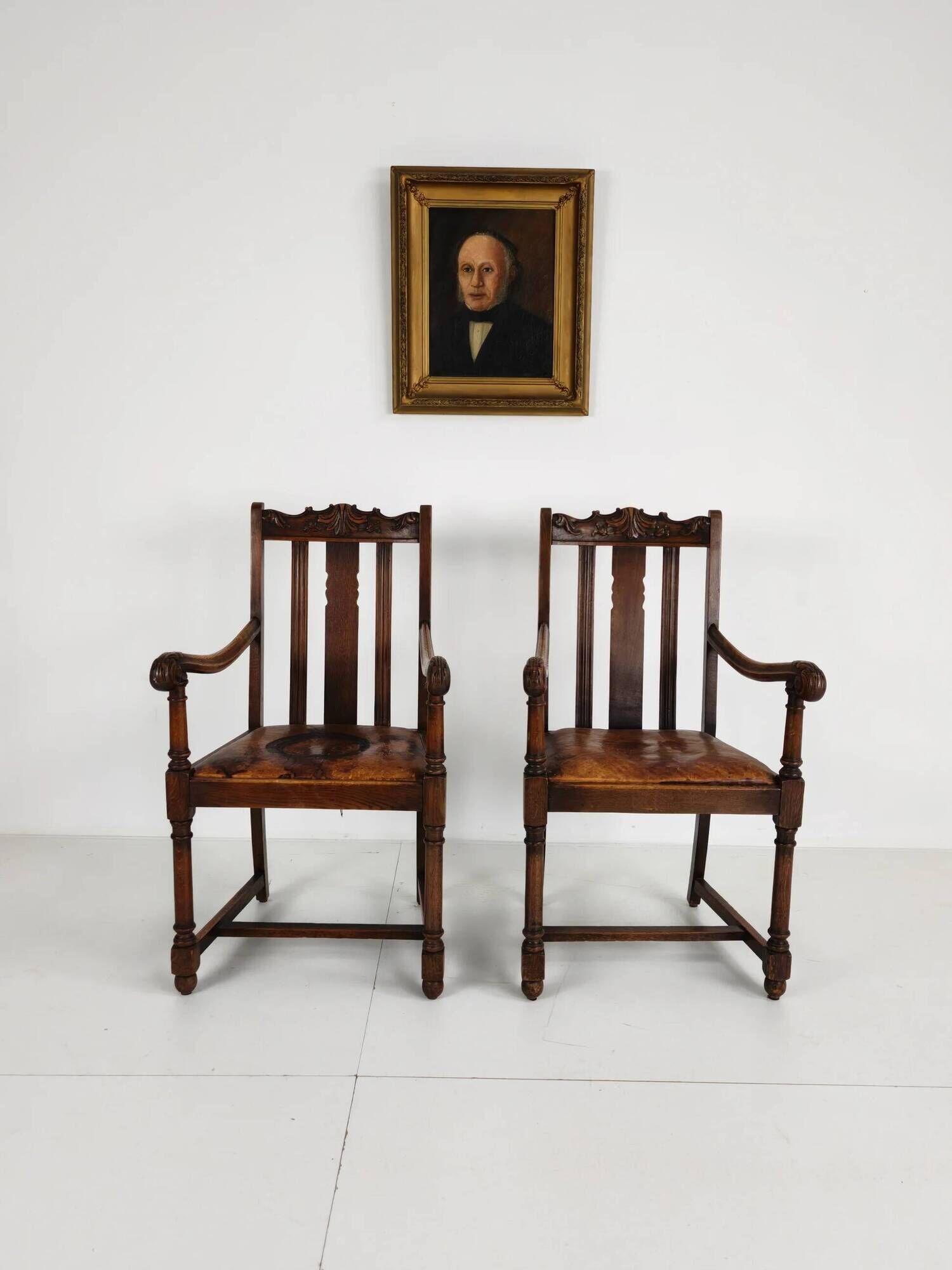 Paire de fauteuils en chêne F. Parker & Son – XIXe siècle anglais