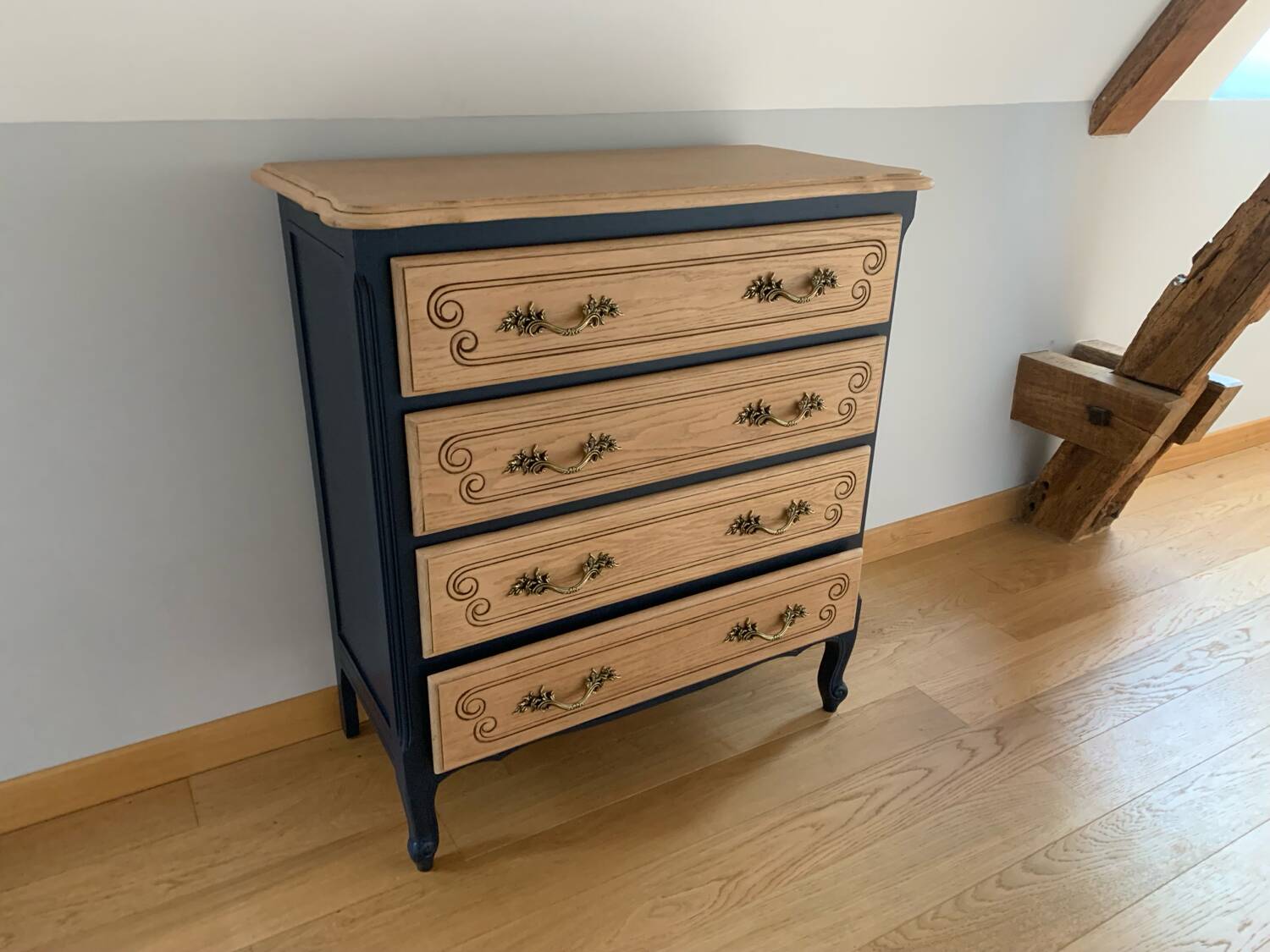 4-drawer chest of drawers