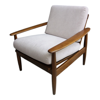 Mid century teak chair in  light lila / pink color 1960s