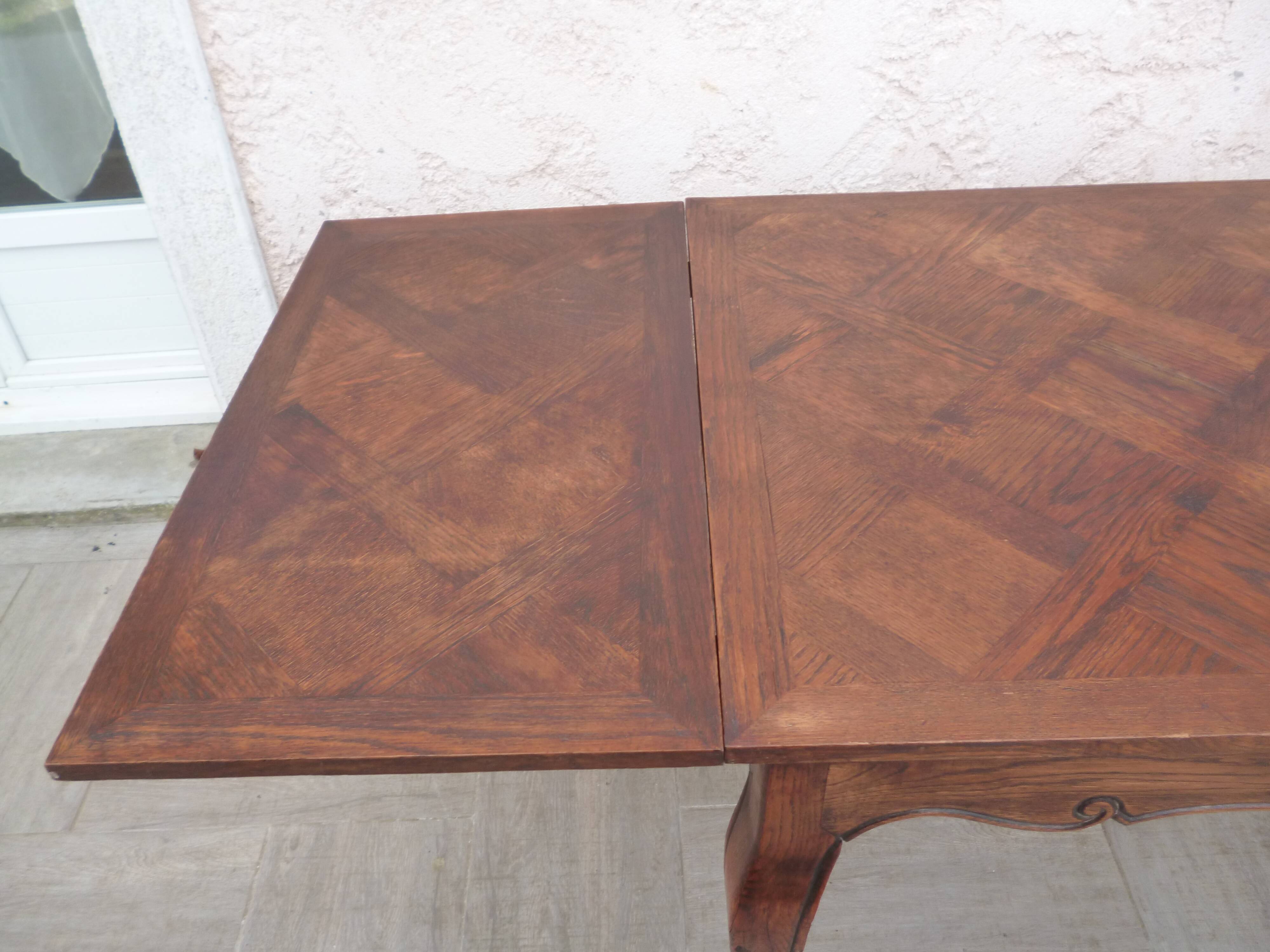 Table with extensions, Louis XV style