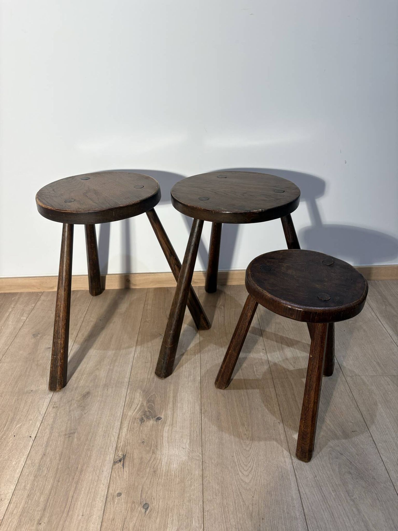 Farm stool in solid oak wood