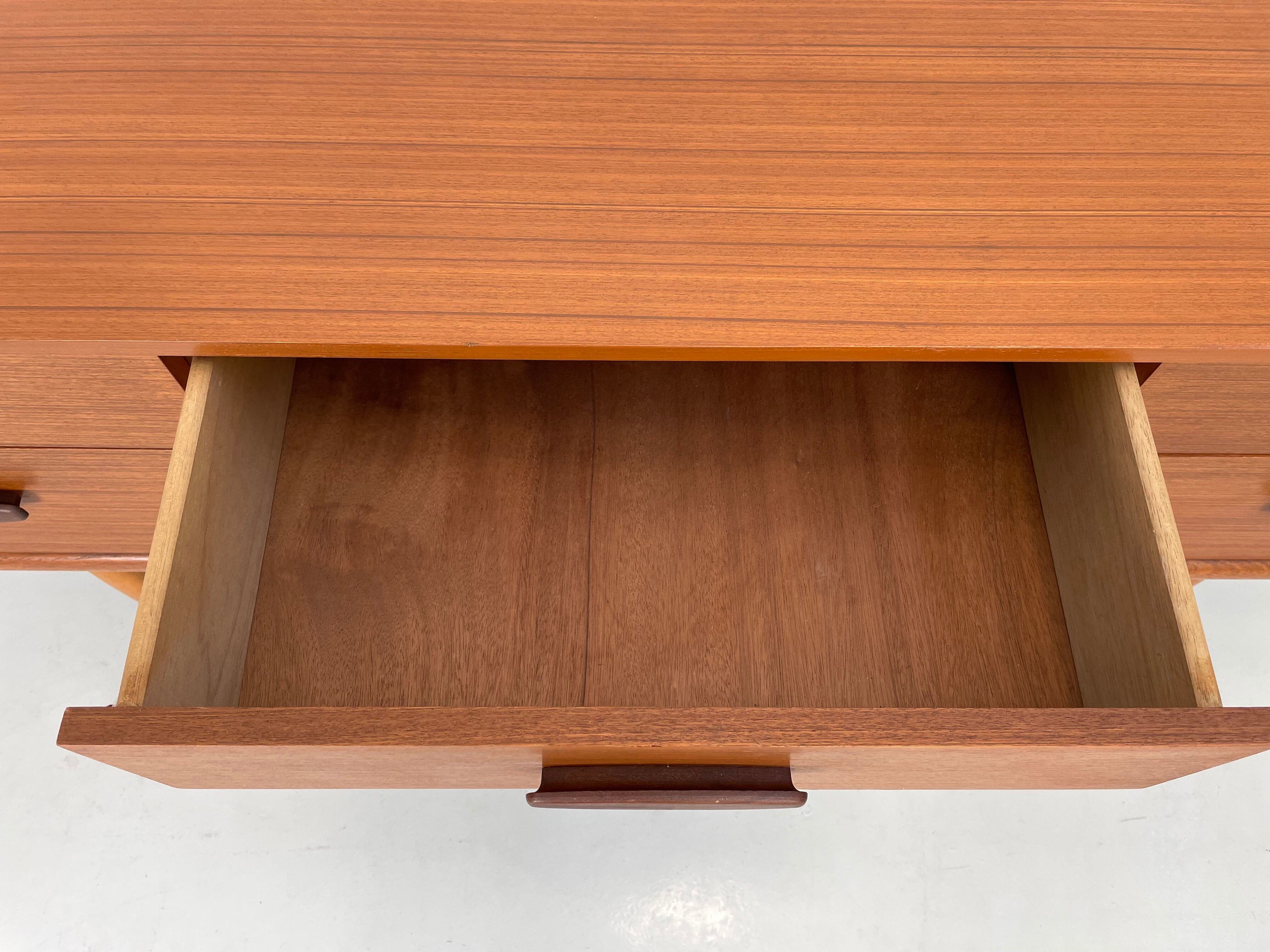 Austinsuite sideboard 1960