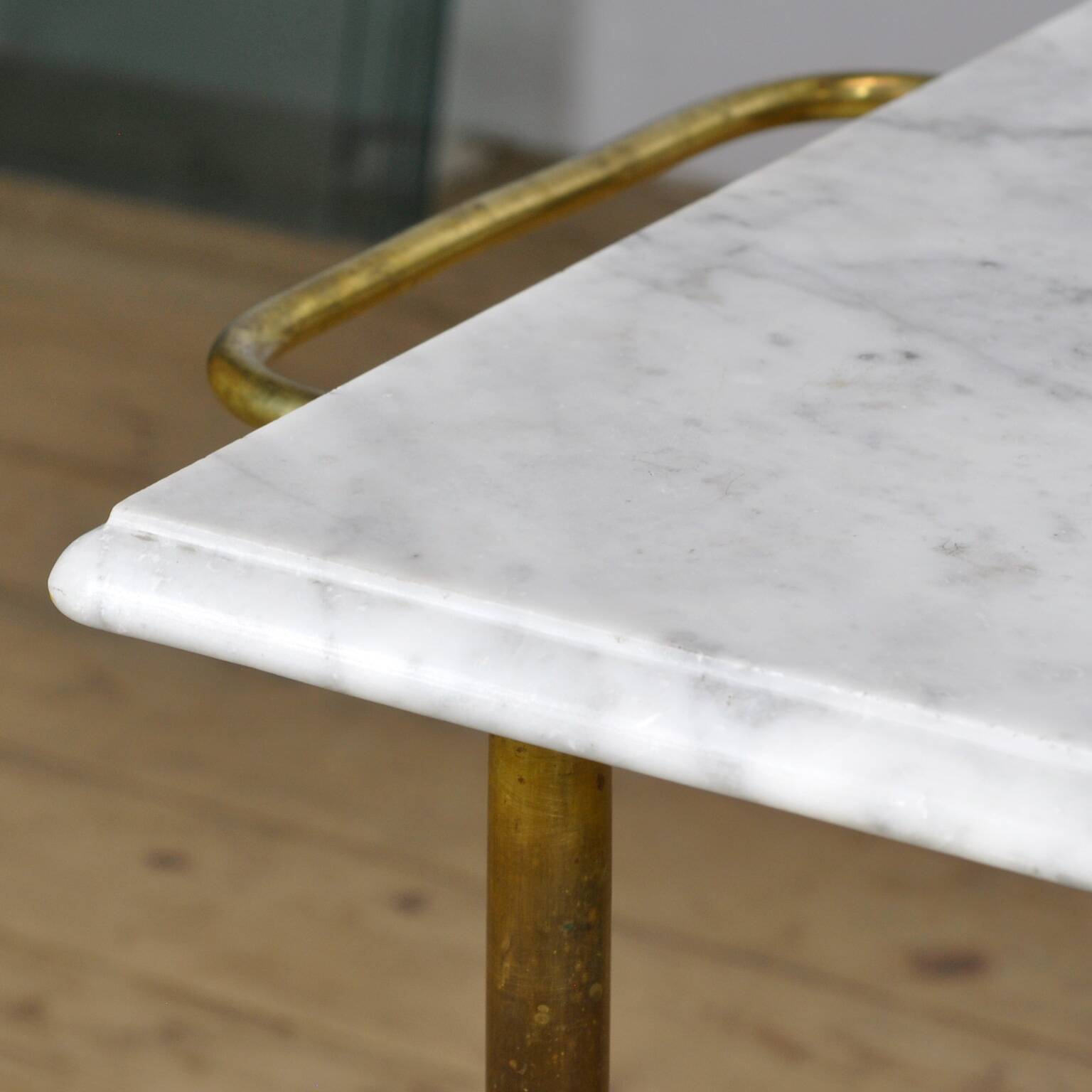 Antique wash stand in brass and marble, circa 1880