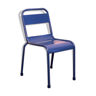 Chaise métallique industrielle bleue pour enfant